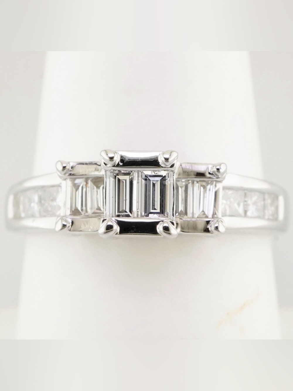 14k white gold natural baguette diamond engagement ring